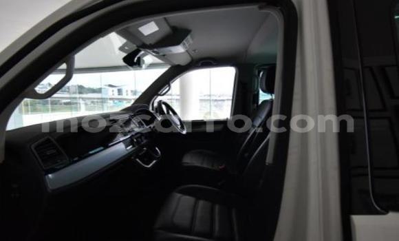 Tenga Tsaru Volkswagen Caravelle Chena Mota in Maputo in Maputo Tenga Tsaru Volkswagen Caravelle Chena Mota in Maputo in Maputo