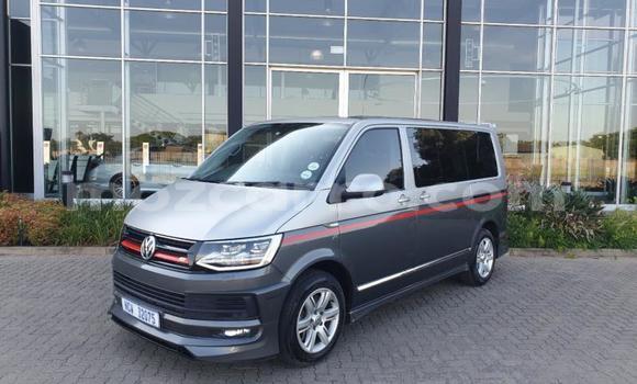 Tenga Tsaru Volkswagen Caravelle Zvimwe Mota in Maputo in Maputo Tenga Tsaru Volkswagen Caravelle Zvimwe Mota in Maputo in Maputo