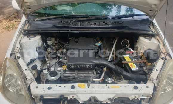 Comprar Usado Toyota Vitz Branco Carro em Maputo em Maputo Comprar Usado Toyota Vitz Branco Carro em Maputo em Maputo