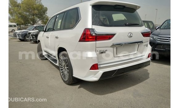 Buy Import Lexus LX White Car in Import - Dubai in Cabo Delgado Buy Import Lexus LX White Car in Import - Dubai in Cabo Delgado