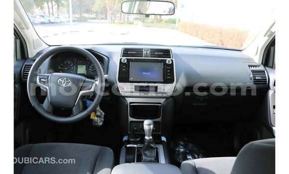 Tenga Imported Toyota Prado Chena Mota in Import - Dubai in Cabo Delgado Tenga Imported Toyota Prado Chena Mota in Import - Dubai in Cabo Delgado