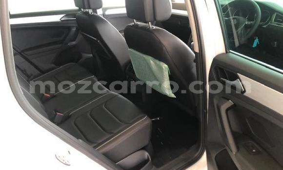 Comprar Usado Volkswagen Tiguan Branco Carro em Maputo em Maputo Comprar Usado Volkswagen Tiguan Branco Carro em Maputo em Maputo