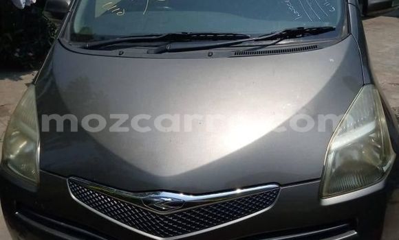 Comprar Usado Toyota Ractis Castanho Carro em Ancuabe em Cabo Delgado Comprar Usado Toyota Ractis Castanho Carro em Ancuabe em Cabo Delgado