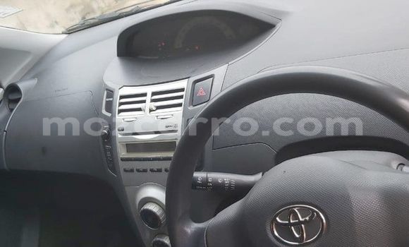 Comprar Usado Toyota Vitz Prata Carro em Ancuabe em Cabo Delgado Comprar Usado Toyota Vitz Prata Carro em Ancuabe em Cabo Delgado