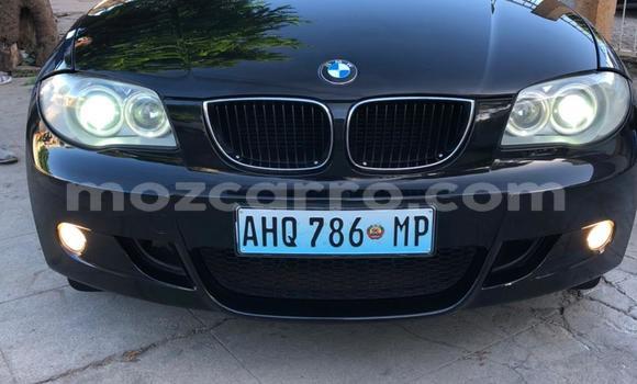 Comprar Usado BMW 1-Series Azul Carro em Maputo em Maputo