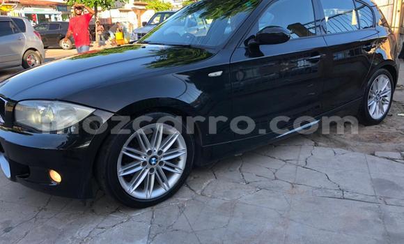 Comprar Usado BMW 1-Series Azul Carro em Maputo em Maputo Comprar Usado BMW 1-Series Azul Carro em Maputo em Maputo
