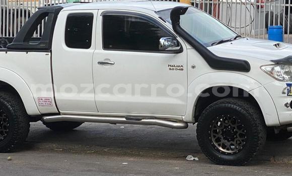 Comprar Usado Toyota Hilux Branco Carro em Maputo em Maputo Comprar Usado Toyota Hilux Branco Carro em Maputo em Maputo