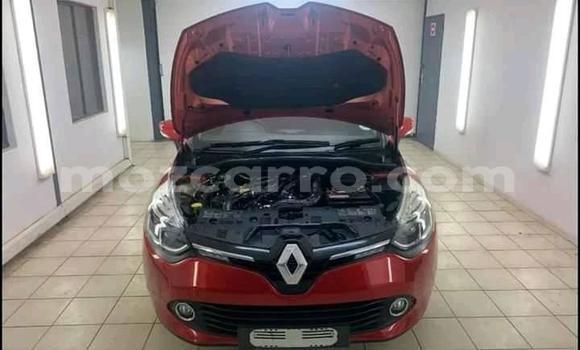 Tenga Tsaru Renault Clio Tsvuku Mota in Maputo in Maputo Tenga Tsaru Renault Clio Tsvuku Mota in Maputo in Maputo