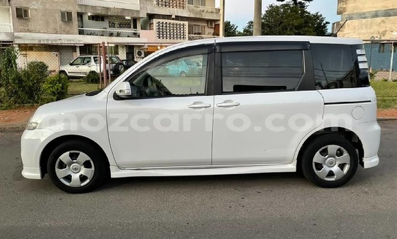 Comprar Novo Toyota Sienta Branco Carro em Maputo em Maputo Comprar Novo Toyota Sienta Branco Carro em Maputo em Maputo