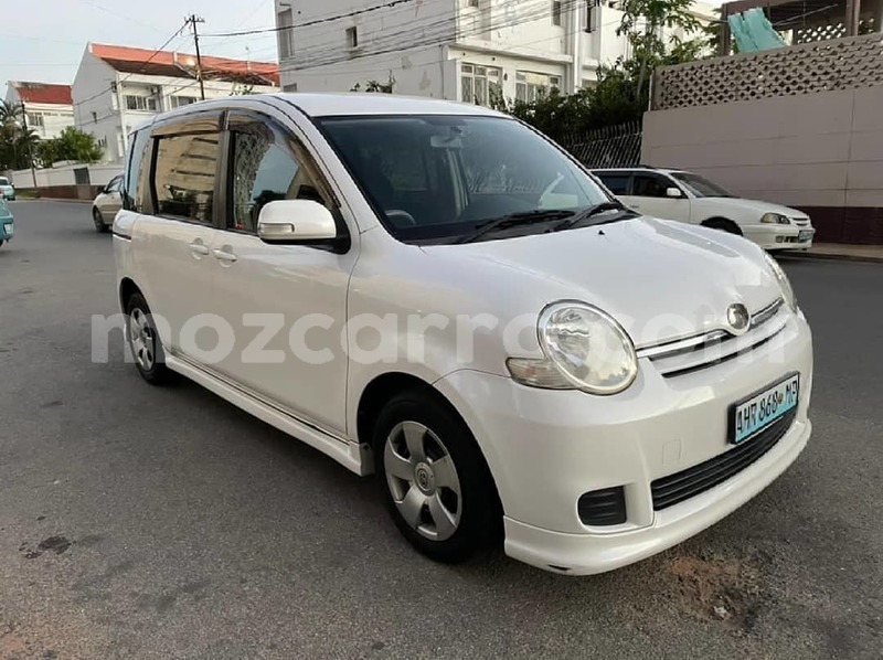 Big with watermark toyota sienta maputo maputo 10271