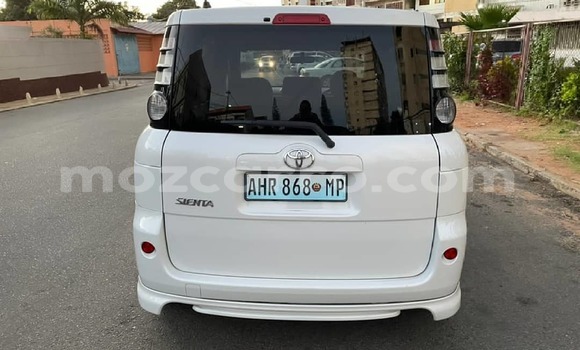 Comprar Novo Toyota Sienta Branco Carro em Maputo em Maputo Comprar Novo Toyota Sienta Branco Carro em Maputo em Maputo