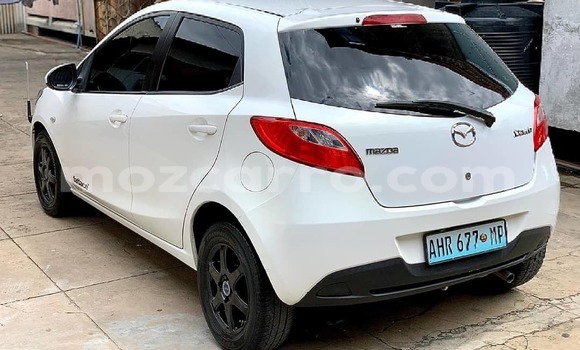 Comprar Novo Mazda Demio Branco Carro em Maputo em Maputo Comprar Novo Mazda Demio Branco Carro em Maputo em Maputo