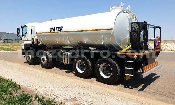 Tenga Tsaru Isuzu FTR 850 Chena Rori in Maputo in Maputo Tenga Tsaru Isuzu FTR 850 Chena Rori in Maputo in Maputo