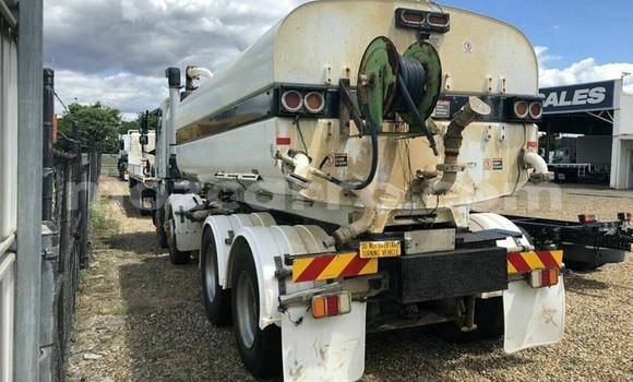 Comprar Usado Iveco Cargo Branco Caminhão em Maputo em Maputo Comprar Usado Iveco Cargo Branco Caminhão em Maputo em Maputo