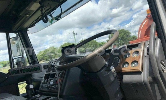 Comprar Usado Iveco Cargo Branco Caminhão em Maputo em Maputo Comprar Usado Iveco Cargo Branco Caminhão em Maputo em Maputo