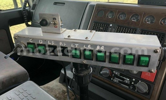 Comprar Usado Iveco Cargo Branco Caminhão em Maputo em Maputo Comprar Usado Iveco Cargo Branco Caminhão em Maputo em Maputo