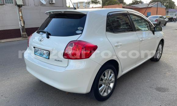 Comprar Usado Toyota Auris Branco Carro em Maputo em Maputo Comprar Usado Toyota Auris Branco Carro em Maputo em Maputo