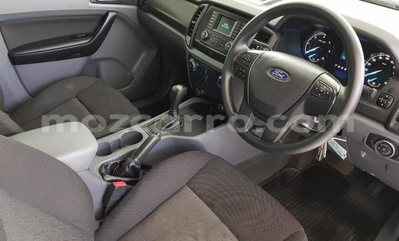 Comprar Usado Ford Ranger Branco Carro em Mutarara em Tete Comprar Usado Ford Ranger Branco Carro em Mutarara em Tete