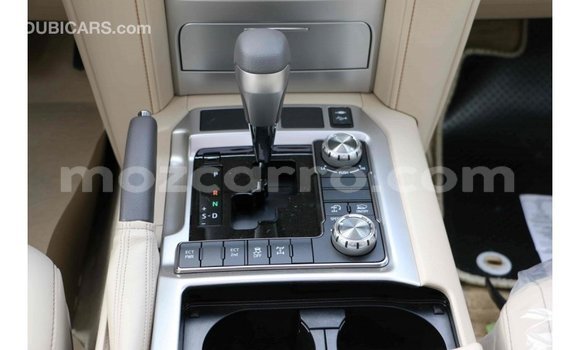 Tenga Imported Toyota Land Cruiser Nhema Mota in Import - Dubai in Cabo Delgado Tenga Imported Toyota Land Cruiser Nhema Mota in Import - Dubai in Cabo Delgado
