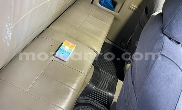 Comprar Usado Toyota Hilux Branco Carro em Ancuabe em Cabo Delgado Comprar Usado Toyota Hilux Branco Carro em Ancuabe em Cabo Delgado