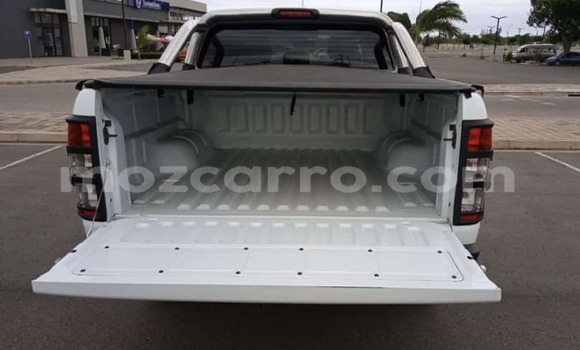 Comprar Usado Ford Ranger Branco Carro em Ancuabe em Cabo Delgado Comprar Usado Ford Ranger Branco Carro em Ancuabe em Cabo Delgado