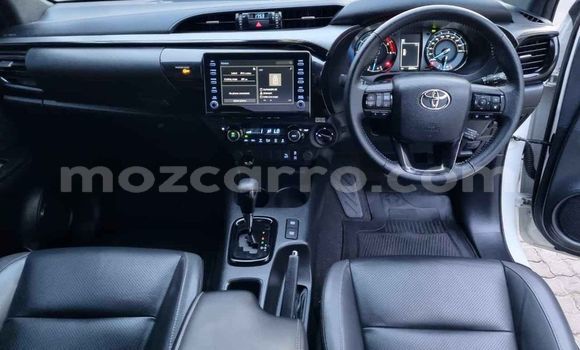 Nunua Ilio tumika Toyota Hilux Nyeupe Gari ndani ya Ancuabe nchini Cabo Delgado Nunua Ilio tumika Toyota Hilux Nyeupe Gari ndani ya Ancuabe nchini Cabo Delgado