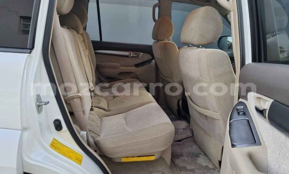 Nunua Ilio tumika Toyota Land Cruiser Prado Nyeupe Gari ndani ya Ancuabe nchini Cabo Delgado Nunua Ilio tumika Toyota Land Cruiser Prado Nyeupe Gari ndani ya Ancuabe nchini Cabo Delgado