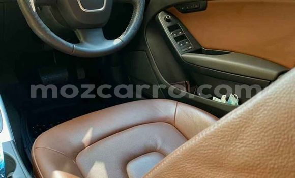 Nunua Ilio tumika Audi A5 Nyeusi Gari ndani ya Ancuabe nchini Cabo Delgado Nunua Ilio tumika Audi A5 Nyeusi Gari ndani ya Ancuabe nchini Cabo Delgado