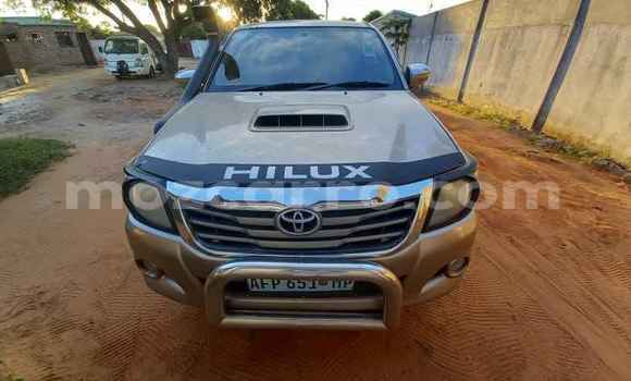 Buy Used Toyota Hilux Silver Car in Ancuabe in Cabo Delgado