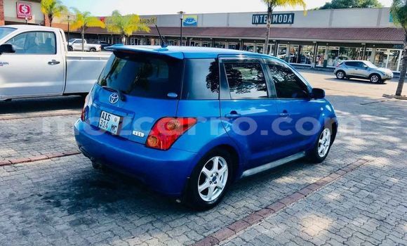Comprar Usado Toyota IST Azul Carro em Ancuabe em Cabo Delgado