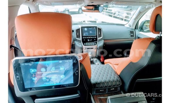 Comprar Importar Toyota Land Cruiser Preto Carro em Import - Dubai em Cabo Delgado Comprar Importar Toyota Land Cruiser Preto Carro em Import - Dubai em Cabo Delgado
