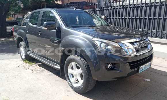 Comprar Usado Isuzu D-MAX Preto Carro em Maputo em Maputo Comprar Usado Isuzu D-MAX Preto Carro em Maputo em Maputo