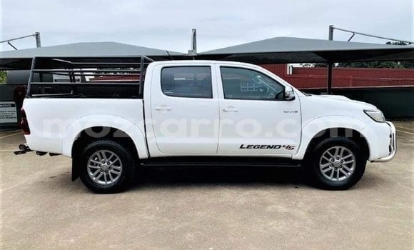 Comprar Usado Toyota Hilux Branco Carro em Maputo em Maputo Comprar Usado Toyota Hilux Branco Carro em Maputo em Maputo