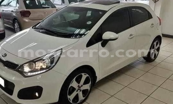 Comprar Usado Kia Rio Branco Carro em Maputo em Maputo