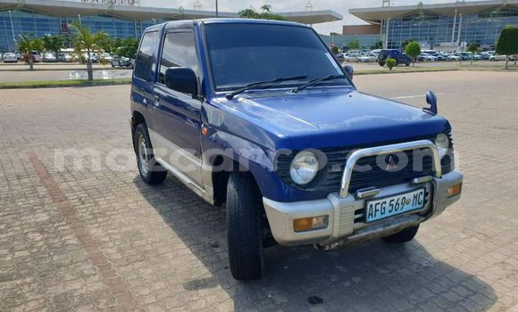 Comprar Usado Mitsubishi Pajero Azul Carro em Ancuabe em Cabo Delgado Comprar Usado Mitsubishi Pajero Azul Carro em Ancuabe em Cabo Delgado