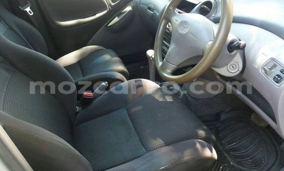 Comprar Usado Toyota Vitz Prata Carro em Ancuabe em Cabo Delgado Comprar Usado Toyota Vitz Prata Carro em Ancuabe em Cabo Delgado