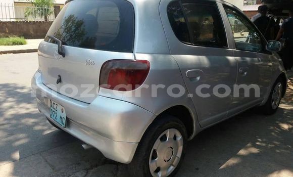 Comprar Usado Toyota Vitz Prata Carro em Ancuabe em Cabo Delgado Comprar Usado Toyota Vitz Prata Carro em Ancuabe em Cabo Delgado