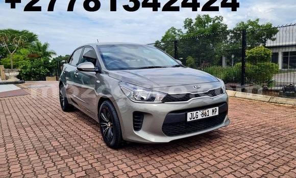 Comprar Usado Kia Ray Prata Carro em Maputo em Maputo Comprar Usado Kia Ray Prata Carro em Maputo em Maputo