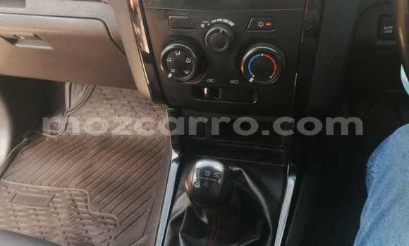 Nunua Ilio tumika Isuzu KB Fedha Gari ndani ya Maputo nchini Maputo Nunua Ilio tumika Isuzu KB Fedha Gari ndani ya Maputo nchini Maputo