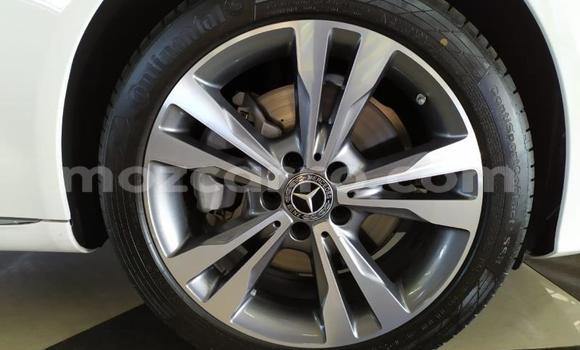 Nunua Ilio tumika Mercedes-Benz C-Classe Nyeupe Gari ndani ya Mocambique nchini Nampula Nunua Ilio tumika Mercedes-Benz C-Classe Nyeupe Gari ndani ya Mocambique nchini Nampula