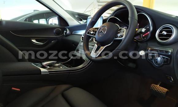 Nunua Ilio tumika Mercedes-Benz C-Classe Nyeupe Gari ndani ya Mocambique nchini Nampula Nunua Ilio tumika Mercedes-Benz C-Classe Nyeupe Gari ndani ya Mocambique nchini Nampula