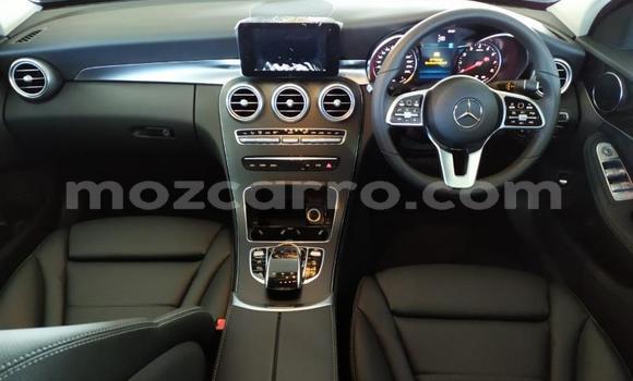 Nunua Ilio tumika Mercedes-Benz C-Classe Nyeupe Gari ndani ya Mocambique nchini Nampula Nunua Ilio tumika Mercedes-Benz C-Classe Nyeupe Gari ndani ya Mocambique nchini Nampula