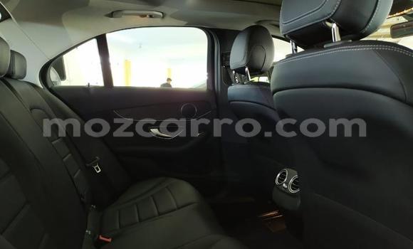 Nunua Ilio tumika Mercedes-Benz C-Classe Nyeupe Gari ndani ya Mocambique nchini Nampula Nunua Ilio tumika Mercedes-Benz C-Classe Nyeupe Gari ndani ya Mocambique nchini Nampula