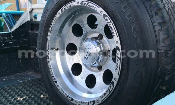 Nunua Ilio tumika Toyota Land Cruiser Nyeupe Gari ndani ya Maputo nchini Maputo Nunua Ilio tumika Toyota Land Cruiser Nyeupe Gari ndani ya Maputo nchini Maputo