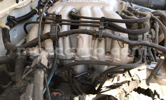 Nunua Ilio tumika Nissan Pickup Nyeupe Gari ndani ya Maputo nchini Maputo Nunua Ilio tumika Nissan Pickup Nyeupe Gari ndani ya Maputo nchini Maputo