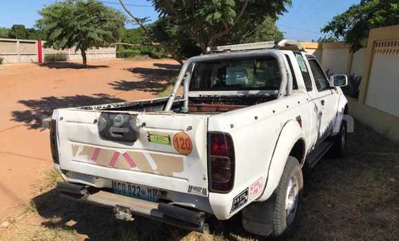 Nunua Ilio tumika Nissan Pickup Nyeupe Gari ndani ya Maputo nchini Maputo Nunua Ilio tumika Nissan Pickup Nyeupe Gari ndani ya Maputo nchini Maputo