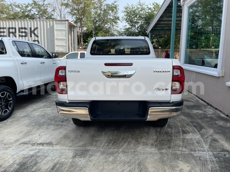 Big with watermark toyota hiluxe revo maputo maputo 10500