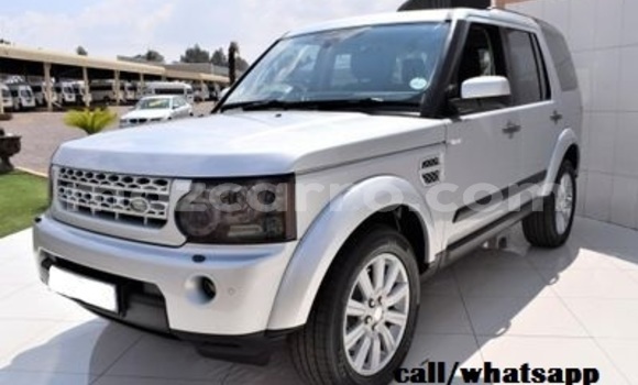 Medium with watermark land rover discovery nampula mocambique 10507
