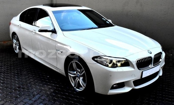 Nunua Ilio tumika BMW 5-Series Nyeupe Gari ndani ya Maputo nchini Maputo Nunua Ilio tumika BMW 5-Series Nyeupe Gari ndani ya Maputo nchini Maputo