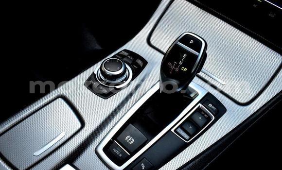 Nunua Ilio tumika BMW 5-Series Nyeupe Gari ndani ya Maputo nchini Maputo Nunua Ilio tumika BMW 5-Series Nyeupe Gari ndani ya Maputo nchini Maputo